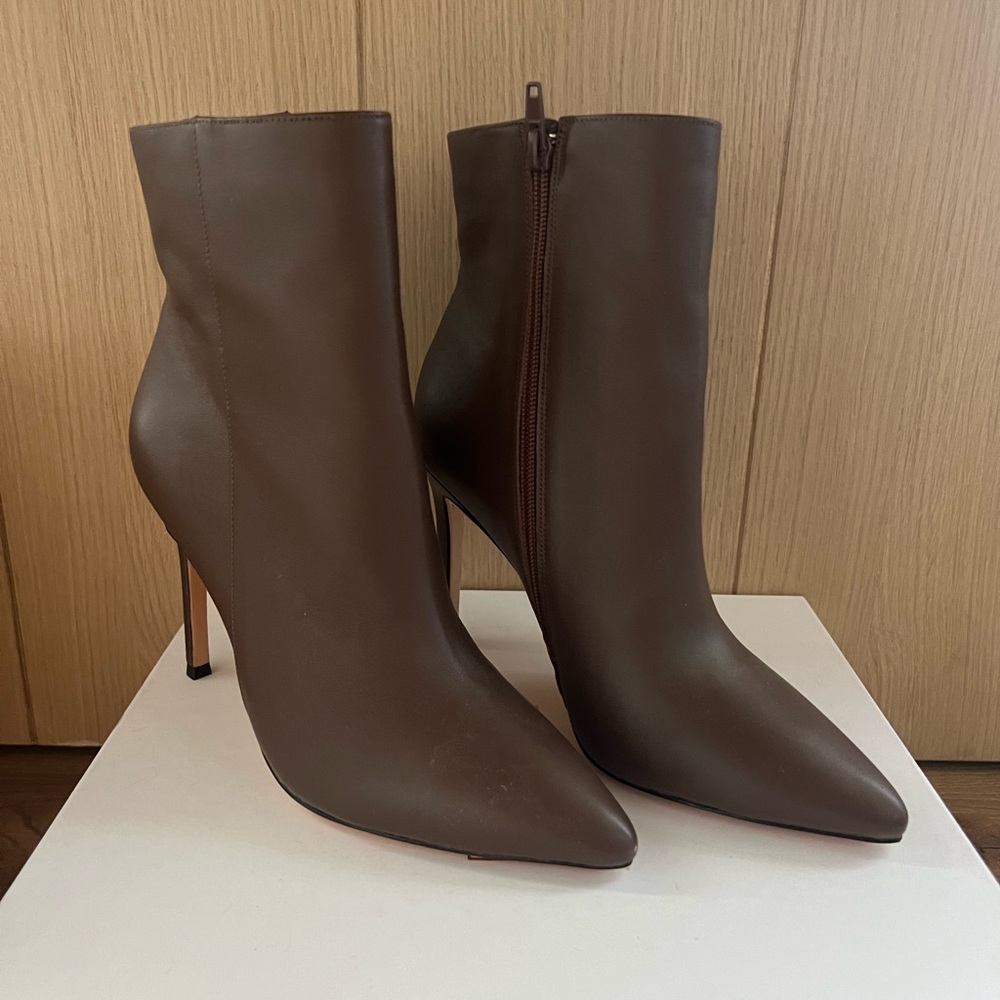 Raye Zeppelin Bootie Size 7 - image 1